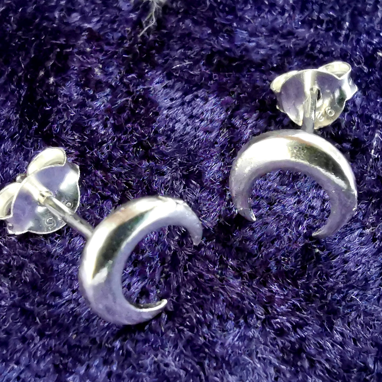 Ohrstecker aus Silber Halbmond