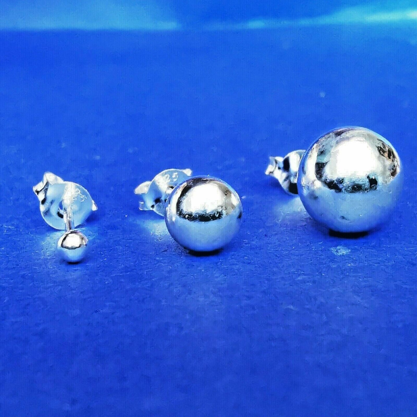 Ohrstecker in Kugelform Kugeln aus Silber