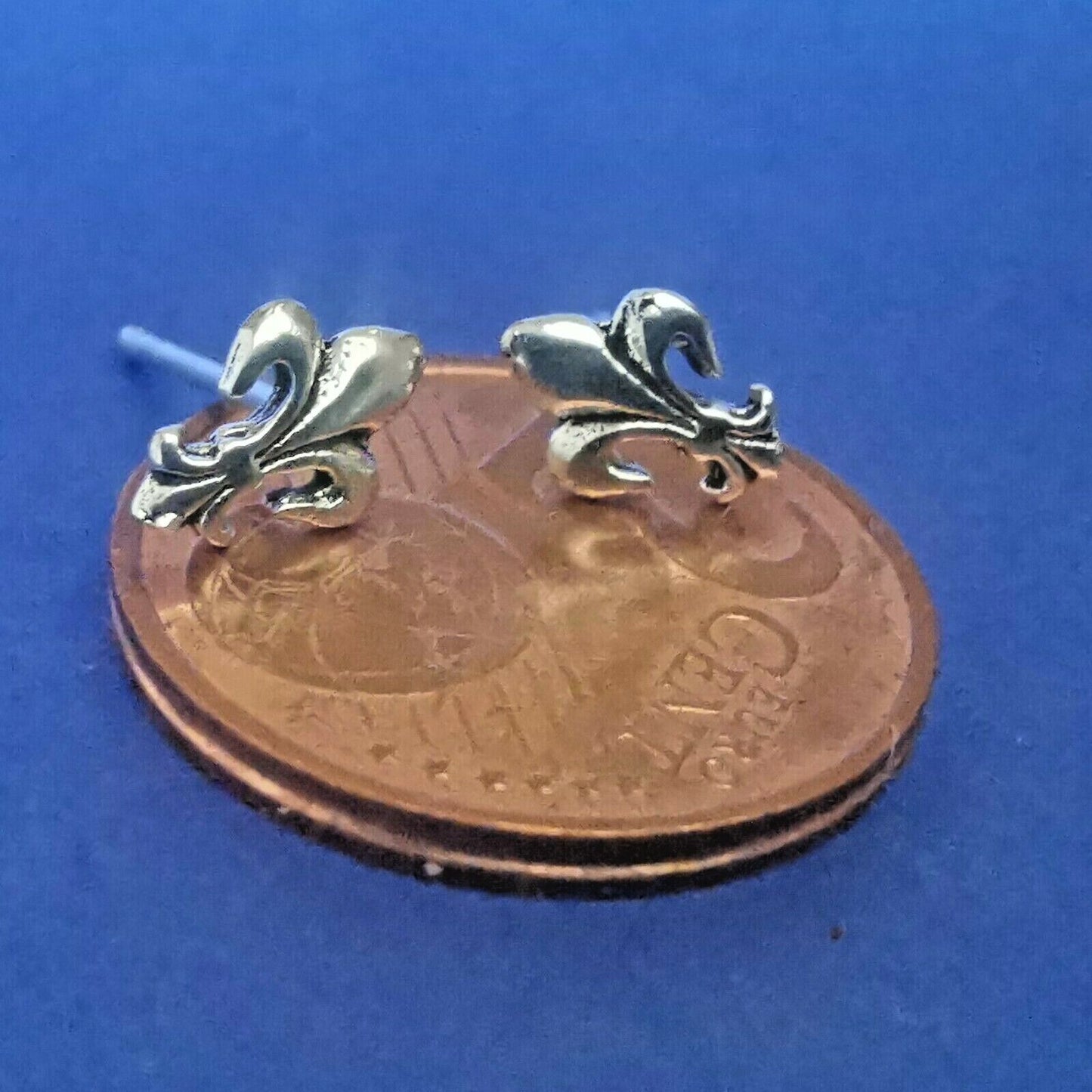 Ohrstecker Lilien Fleur de Lys Lis aus Silber – Ohrringe