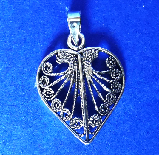 Anhänger aus Silber Herz mit Ornamenten