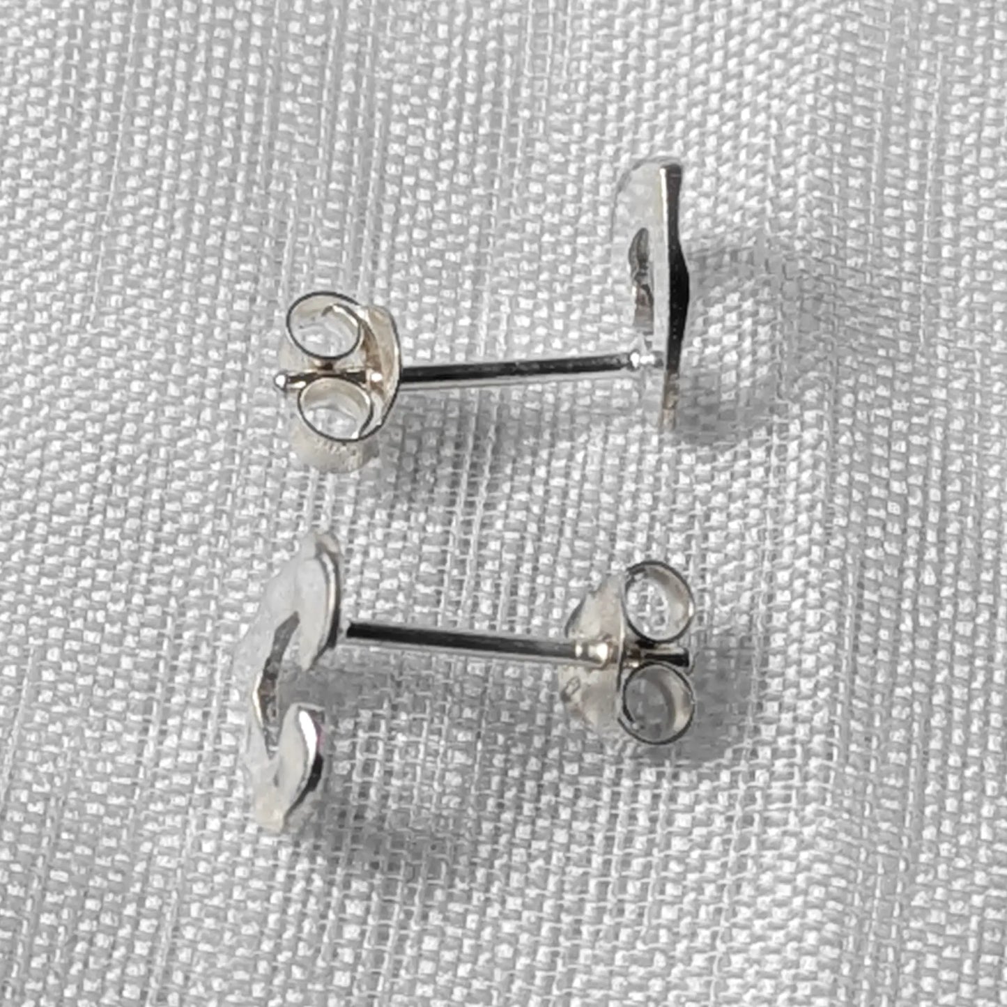 Herz Ohrstecker Silber 925 – Gehämmert & Organisch