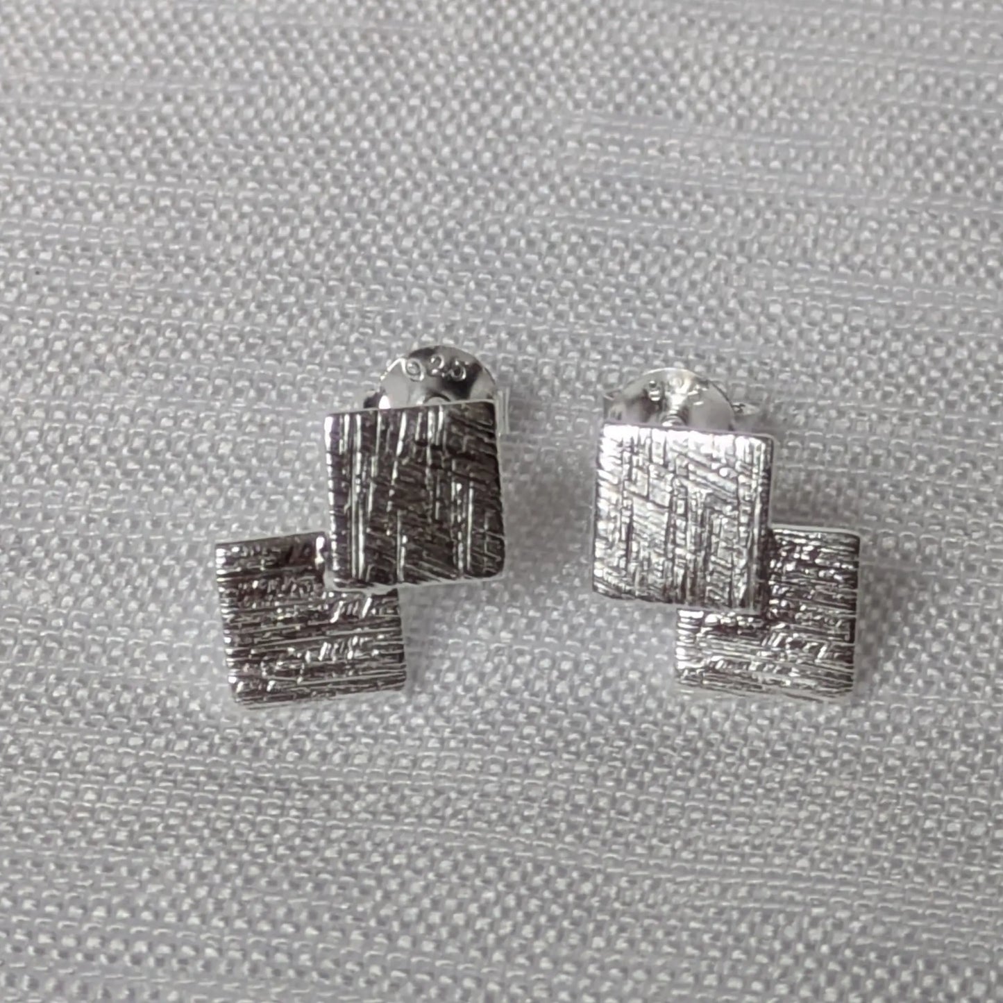 Rauten Ohrstecker gebürstet 925 Silber  – Geometrische Ohrringe
