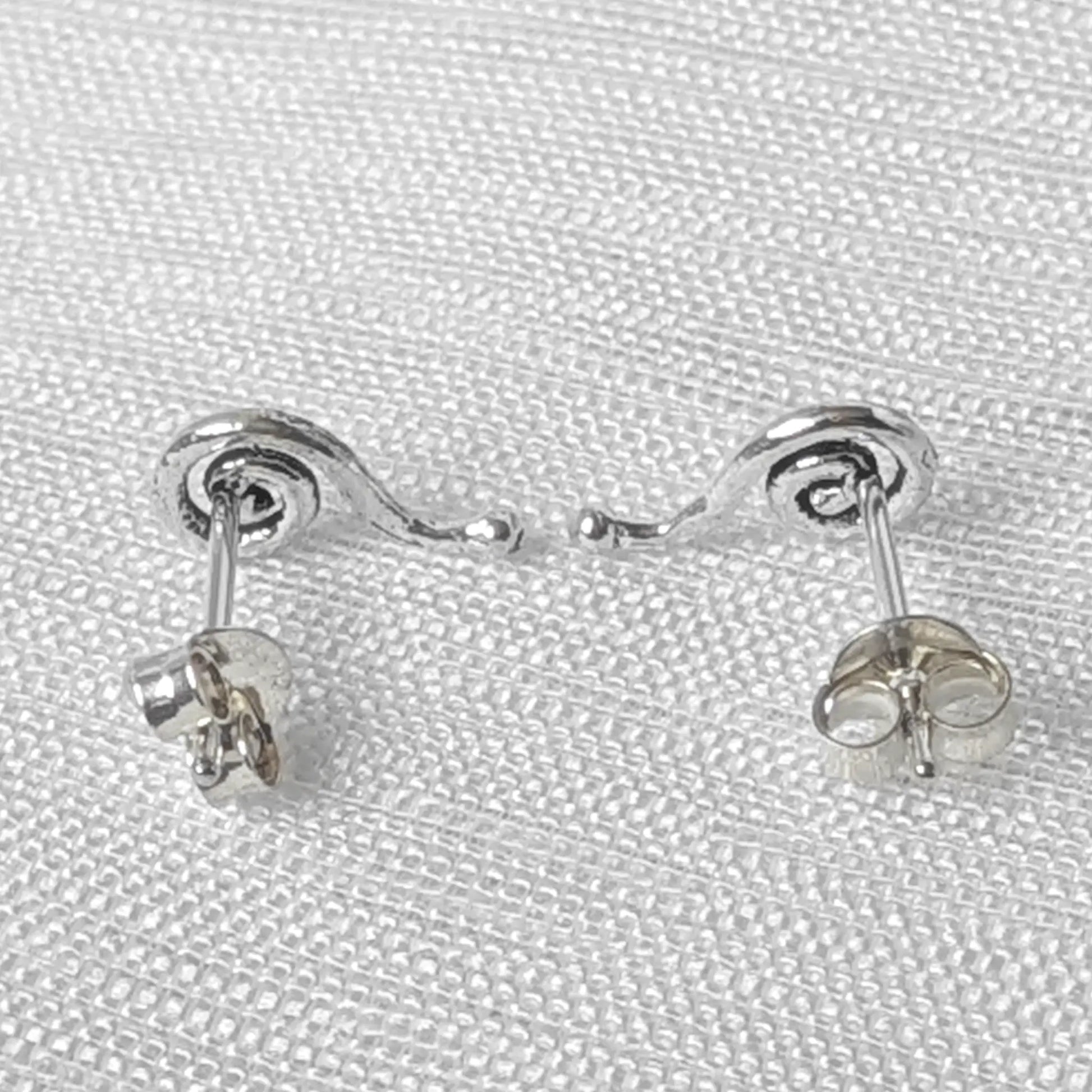 Rückseite der Ohrstecker Spirale geschwungen 925 Silber mit stabiler Silber-Ohrmutter