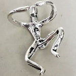 Lade das Bild in den Galerie-Viewer, Ear Cuff Ohrklemme Mann im Ohr Kletterer 925 Silber - Ohrringe
