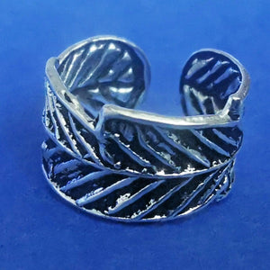 Ohrklemme aus Silber Ear Cuff im Federdesign