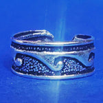Lade das Bild in den Galerie-Viewer, Ohrklemme aus Silber Ear Cuff mit Ethno-Muster
