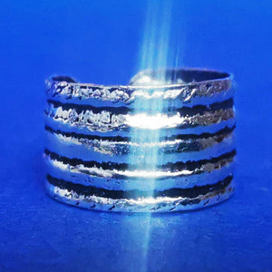 Ohrklemme aus Silber Ear Cuff im Liniendesign