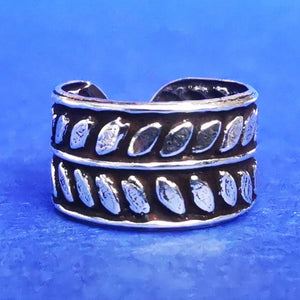 Ohrklemme aus Silber Ear Cuff im Lorbeerdesign