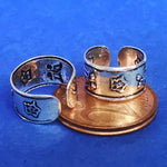 Lade das Bild in den Galerie-Viewer, Ohrklemme aus Silber Ear Cuff mit Symbolen
