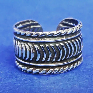 Ohrklemme aus Silber Ear Cuff mit Bogenmuster