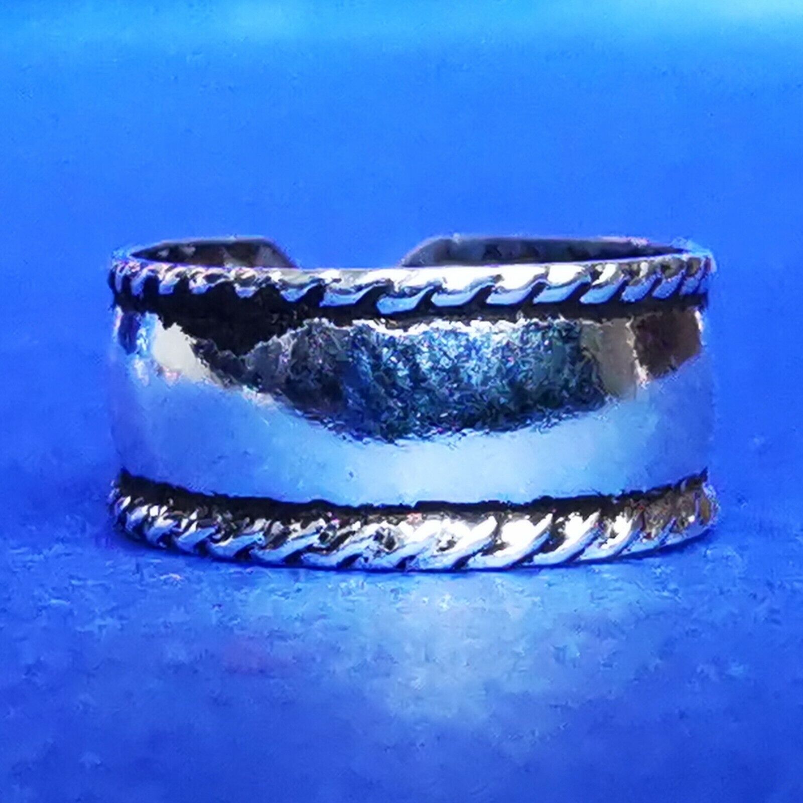 Ohrklemme aus Silber Ear Cuff glatt mit gestanzten Rändern