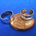 Lade das Bild in den Galerie-Viewer, Ohrklemme aus Silber Ear Cuff glatt mit gestanzten Rändern
