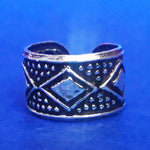 Lade das Bild in den Galerie-Viewer, Ohrklemme aus Silber Ear Cuff mit Rautenmuster
