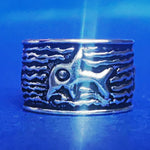 Lade das Bild in den Galerie-Viewer, Ohrklemme aus Silber Ear Cuff mit Delfin
