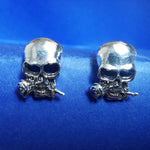 Lade das Bild in den Galerie-Viewer, Ohrstecker Totenkopf aus 925 Sterling Silber - Ohrringe
