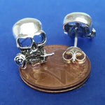 Lade das Bild in den Galerie-Viewer, Ohrstecker Totenkopf aus 925 Sterling Silber - Ohrringe
