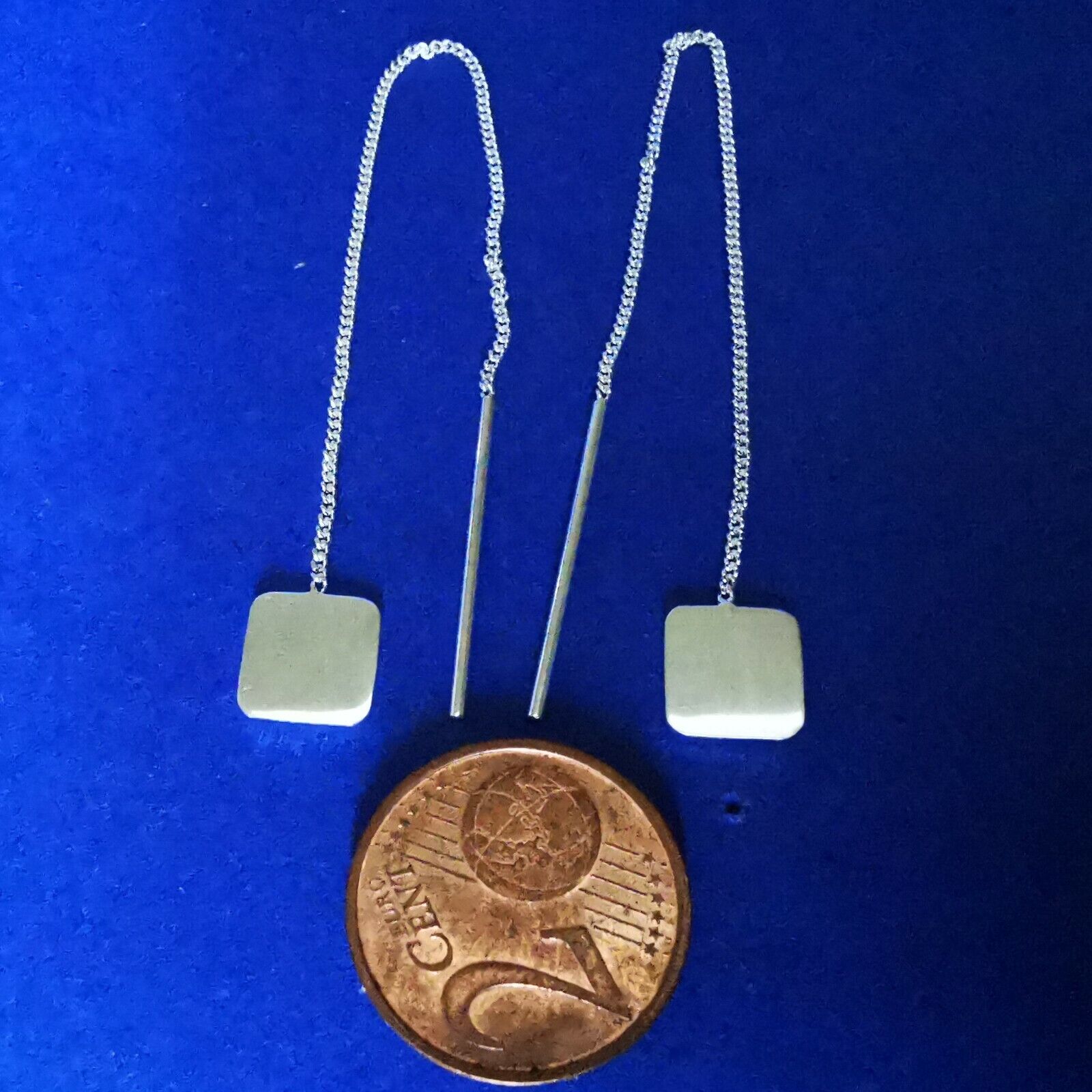 Durchzieher aus Silber mit Quadrat an Kette