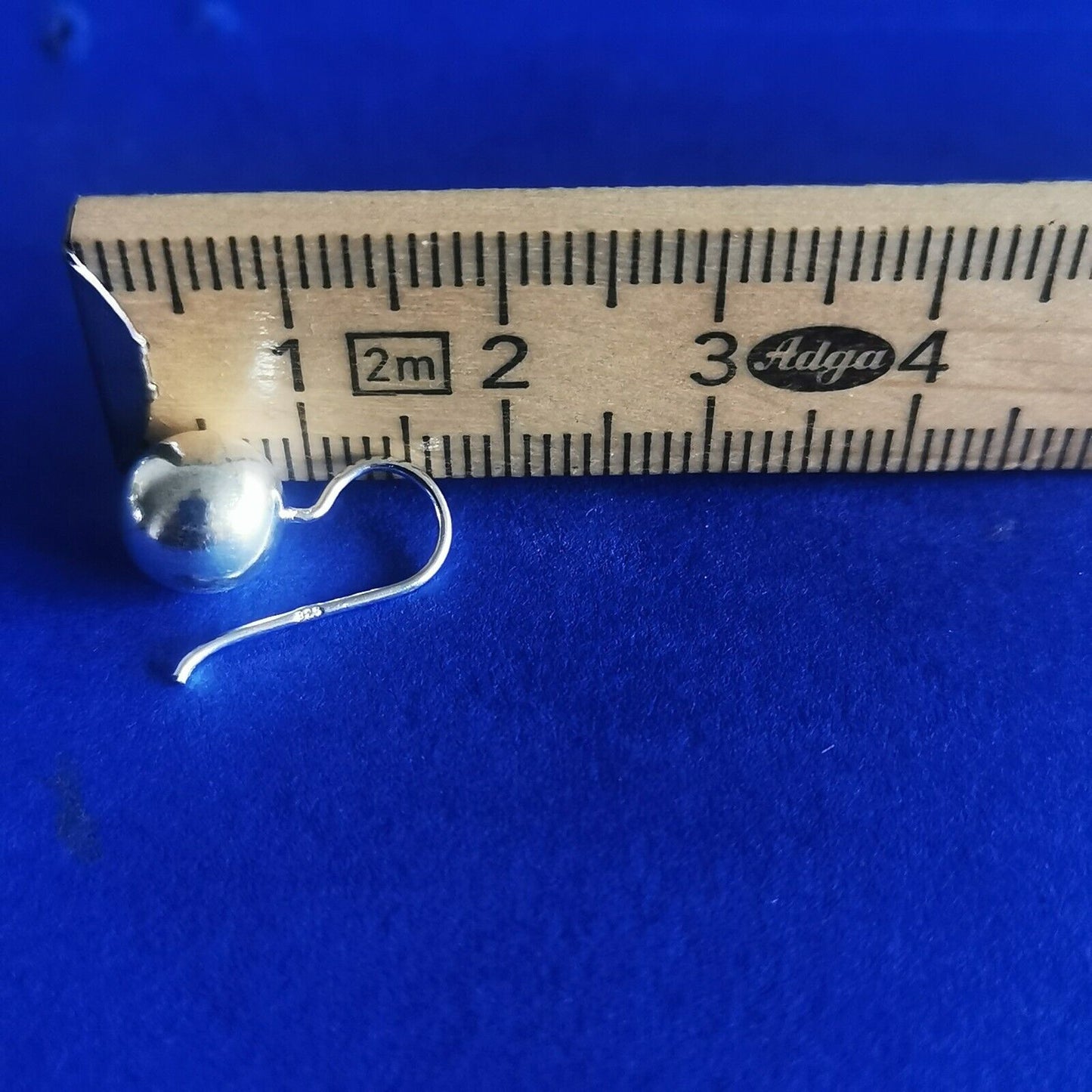 Ohrhaken mit glatter Kugel aus Silber