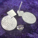 Lade das Bild in den Galerie-Viewer, Ohrstecker aus Silber im Raute-Scheibe-Design - Ohrringe
