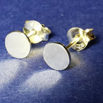 Lade das Bild in den Galerie-Viewer, Kreis Punkt Ohrstecker Flach Scheibe aus 925er Silber - Ohrringe
