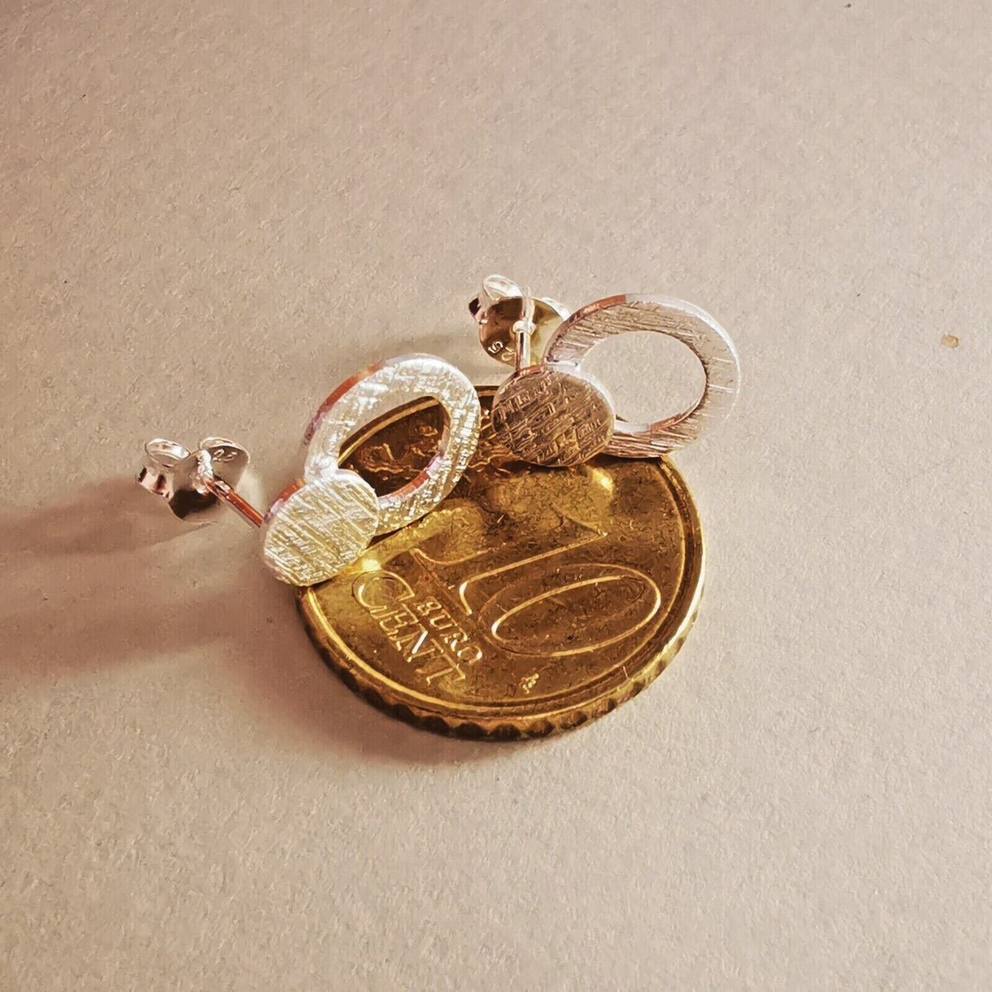 Ohrstecker aus Silber Scheiben-Ring Design gebürstet