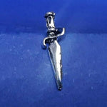 Lade das Bild in den Galerie-Viewer, Ohrstecker aus Silber im Dolch Design
