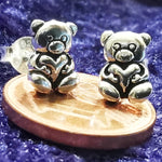 Lade das Bild in den Galerie-Viewer, Ohrstecker aus Silber Teddybär  – Ohrringe
