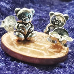 Lade das Bild in den Galerie-Viewer, Ohrstecker aus Silber Teddybär  – Ohrringe
