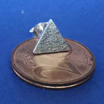 Lade das Bild in den Galerie-Viewer, Ohrstecker Dreieck gebürstet aus 925 Silber – Ohrringe
