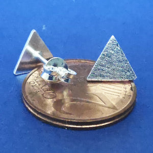Ohrstecker Dreieck gebürstet aus 925 Silber – Ohrringe