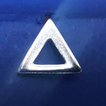 Lade das Bild in den Galerie-Viewer, Ohrstecker Kleine Triangle Dreiecke aus 925 Silber - Ohrringe Minimalschmuck
