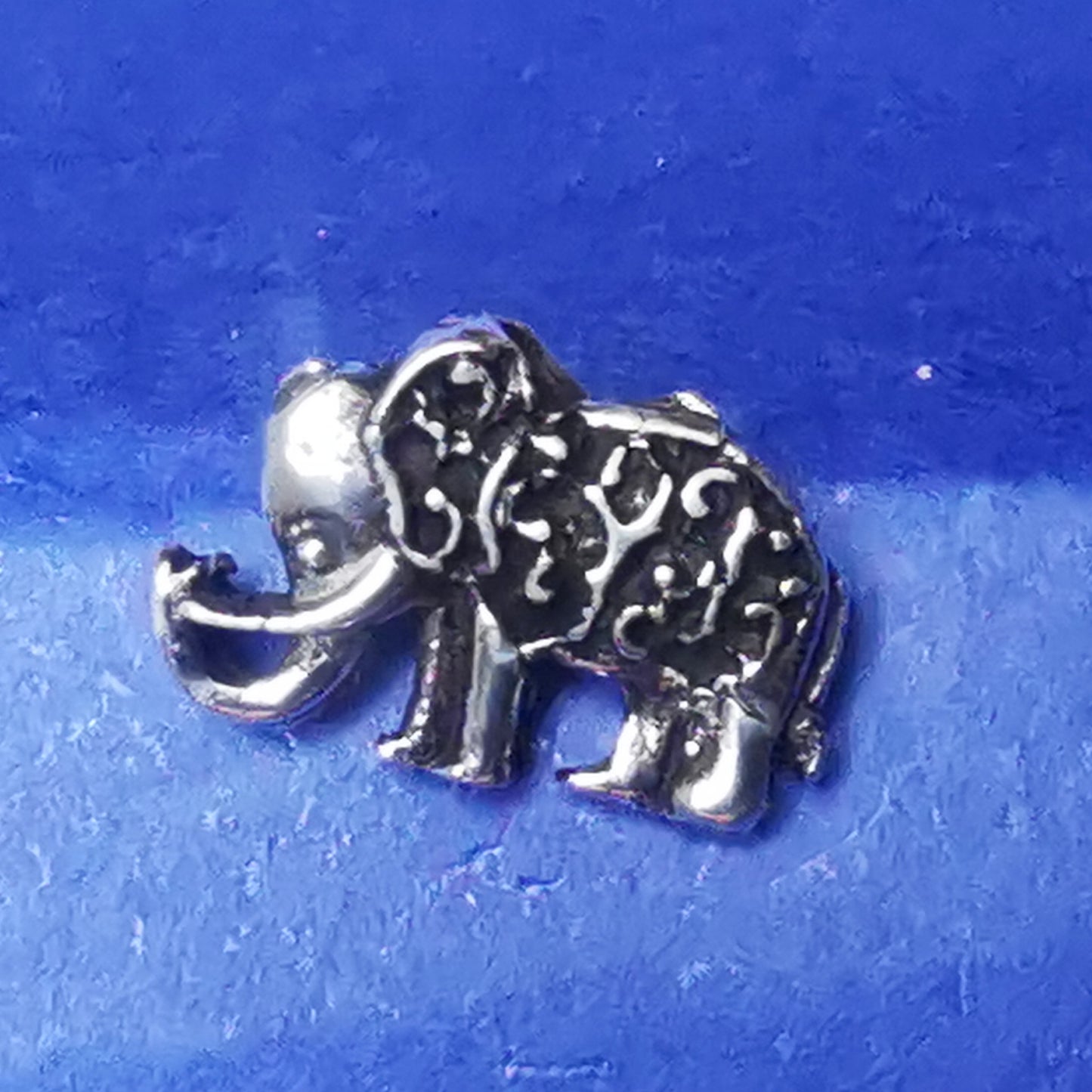 Ohrstecker Elefant mit Ornamenten 925 Silber - Ohrringe