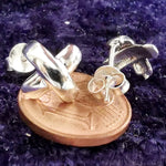 Lade das Bild in den Galerie-Viewer, X Ohrstecker Kreuz aus 925er Silber - Ohrringe
