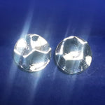 Lade das Bild in den Galerie-Viewer, Ohrstecker Scheibe gehämmert aus Silber - Ohrringe
