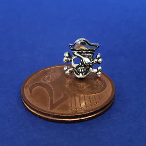 Ohrstecker aus Silber Totenkopf mit Augenklappe – Ohrringe