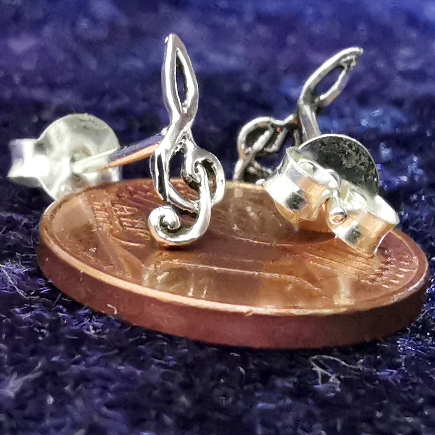 Ohrstecker aus Silber kleiner Violinschlüssel