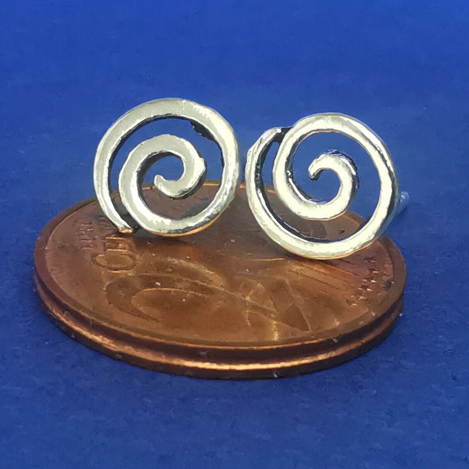 Spirale Ohrstecker aus Silber - Ohrringe