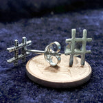 Lade das Bild in den Galerie-Viewer, Ohrstecker Hashtag # aus 925 Silber – Ohrringe
